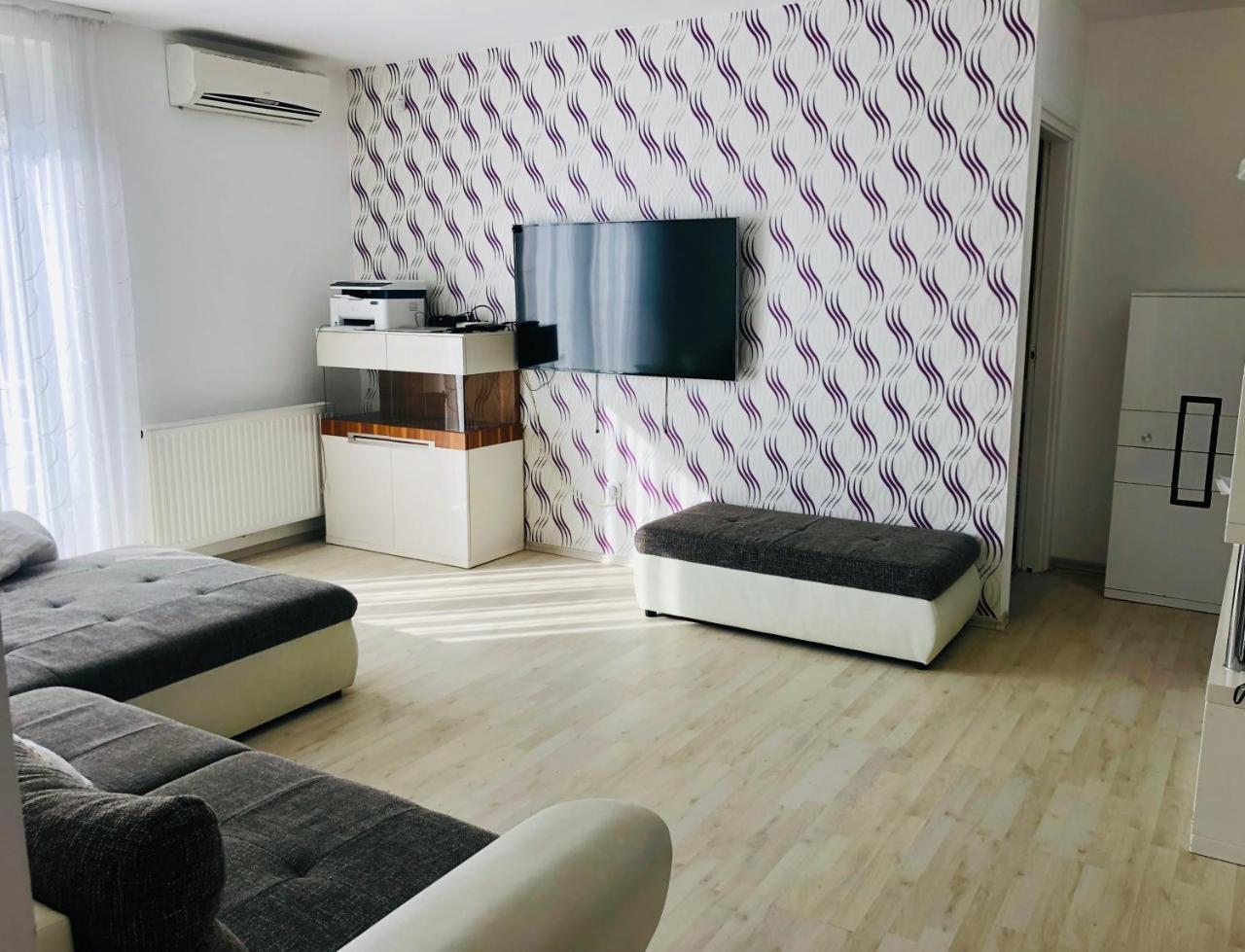 Akacvirag Apartman Apartment ชิโอฟก ภายนอก รูปภาพ